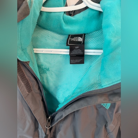 The North Face Rain Jacket - Picture 2 of 3